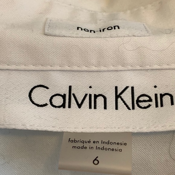 Calvin Klein dress shirt - Picture 3 of 3